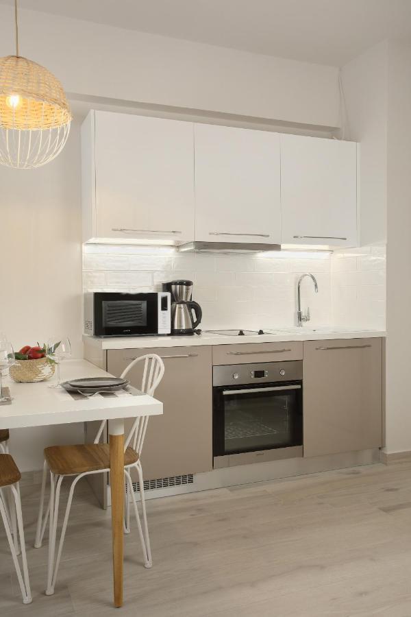 Love Luxury Central Apartment เอเธนส์ ภายนอก รูปภาพ